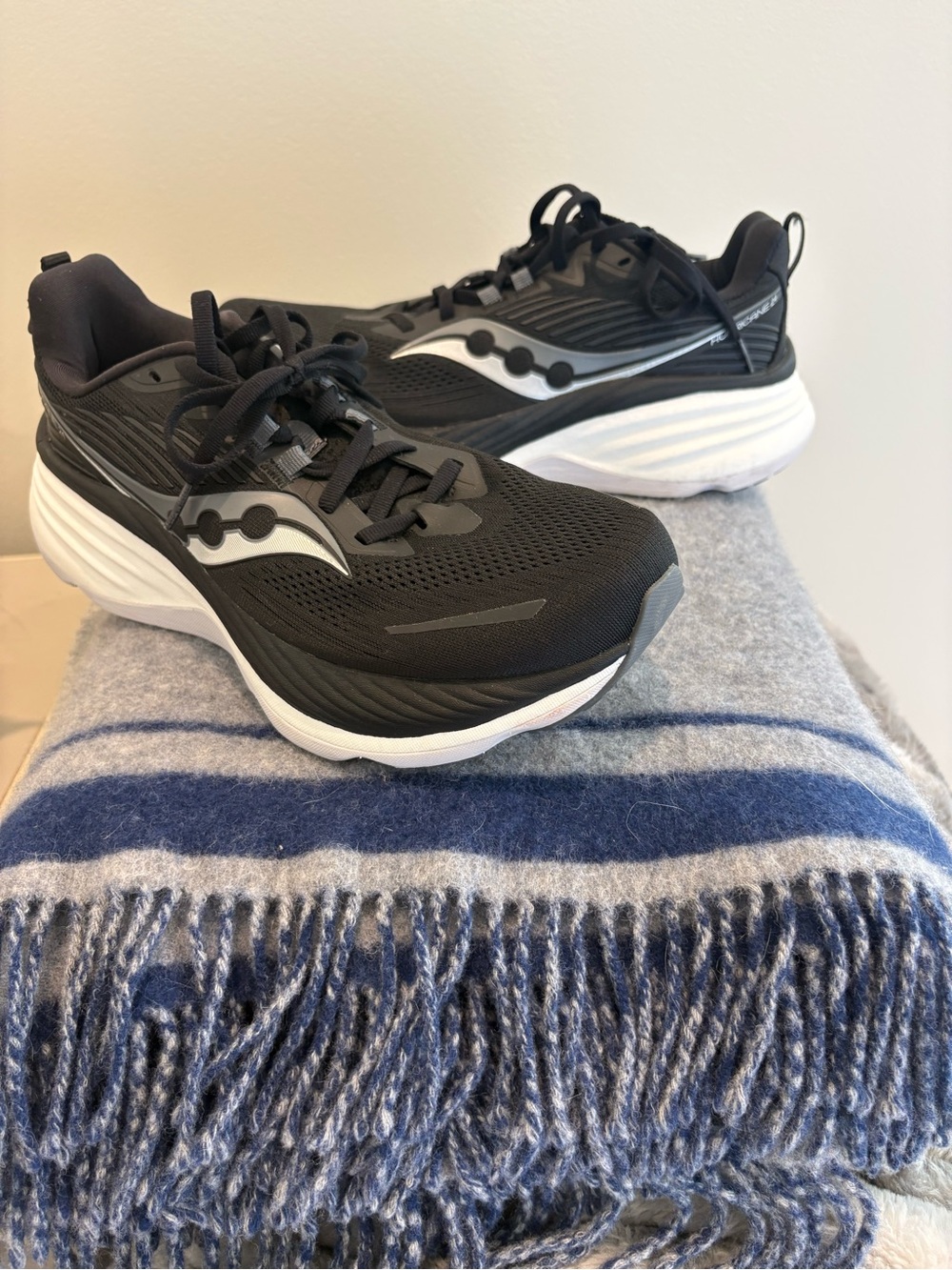 Men’s Saucony Black and White Running Sneakers